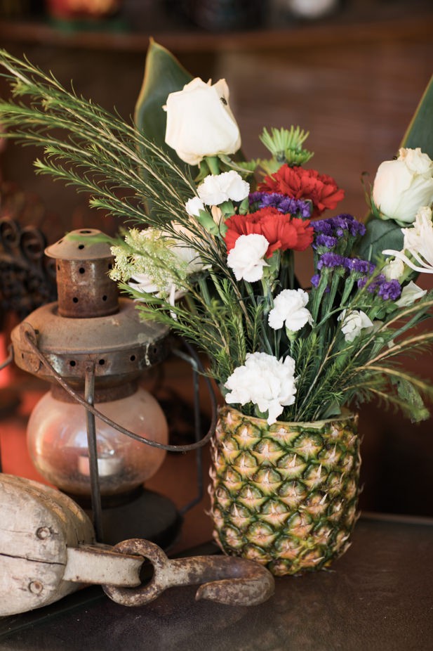 My DIY Pineapple vase for a magical Tiki Backyard party Home Decor  tiki fans tiki bar DIY tiki bar DIY pineapple vase artist photo blog   